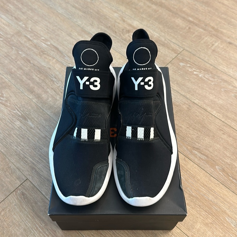 Y3 Suberou US10 Black